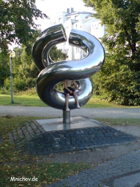 Soubor:Westpark-socha-spirala.jpg