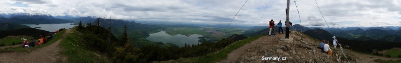 Soubor:Jochberg-1565m-panorama.jpg