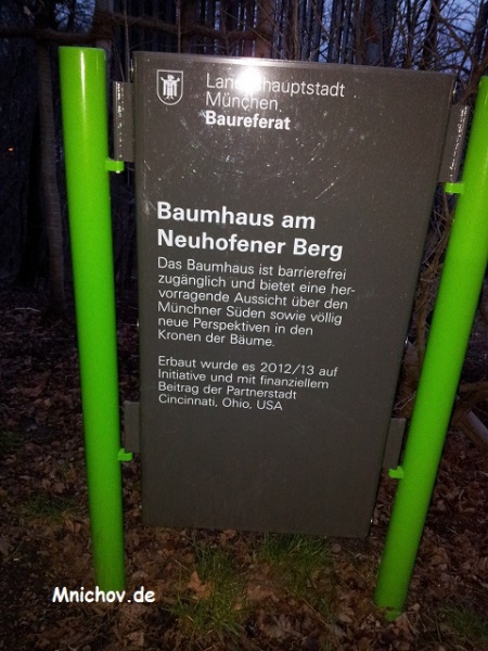 Soubor:Neuhofener-Berg-Baumhaus-02.jpg